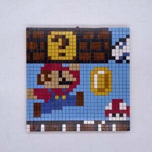 super Mario in legno creazione artigianale