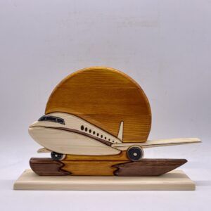 aeroplano di legno creazione artigianale